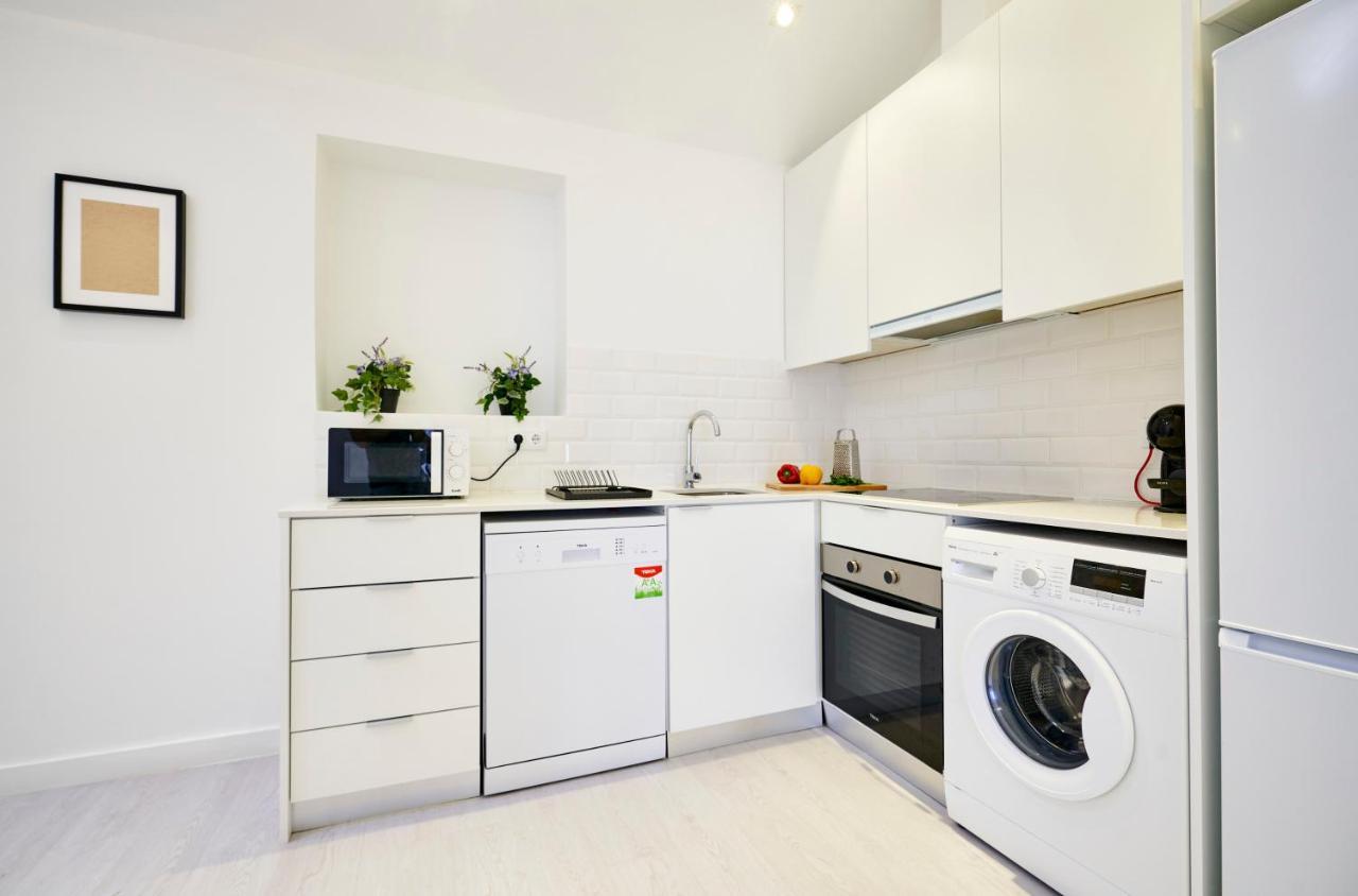 ALTIDO Fabulous 3-BR Apartment in Western Lisboa Exterior foto